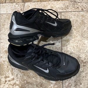 Men’s Nike air max 9.5